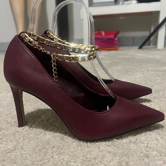 Vince Camuto brand new shoes. NWT - Picture 3 of 8